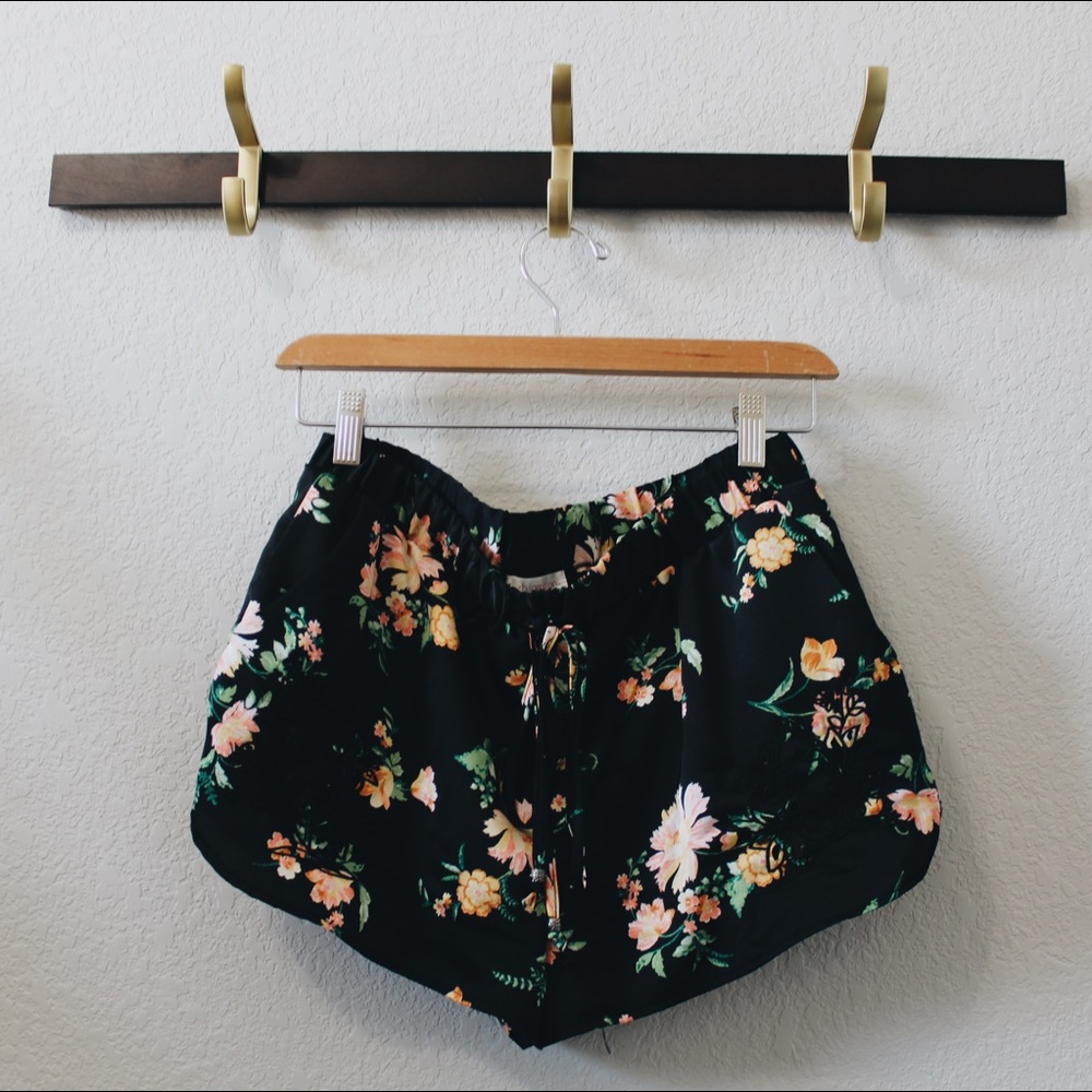 Floral Flowy Shorts